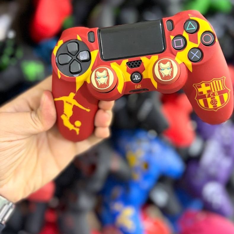 کاور دسته سیلیکونی PS4 با دو عدد سر آنالوگ برجسته