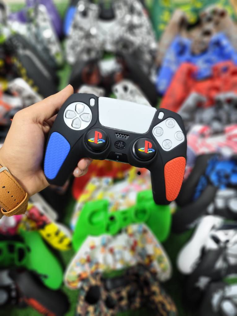 کاور دسته سیلیکونی PS4 با دو عدد سر آنالوگ برجسته کد 911
